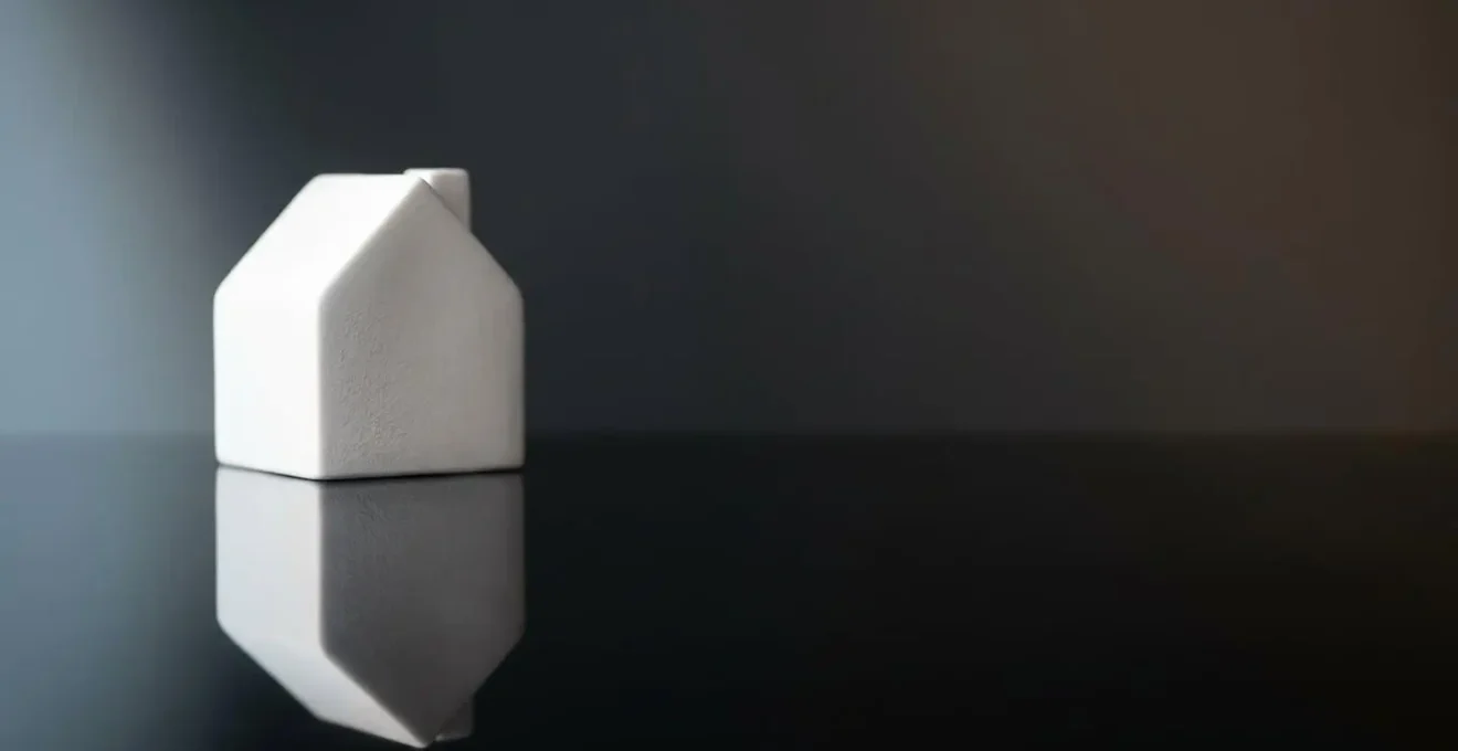 Concept métaphorique de la pénalisation algorithmique d'un bien immobilier surestimé